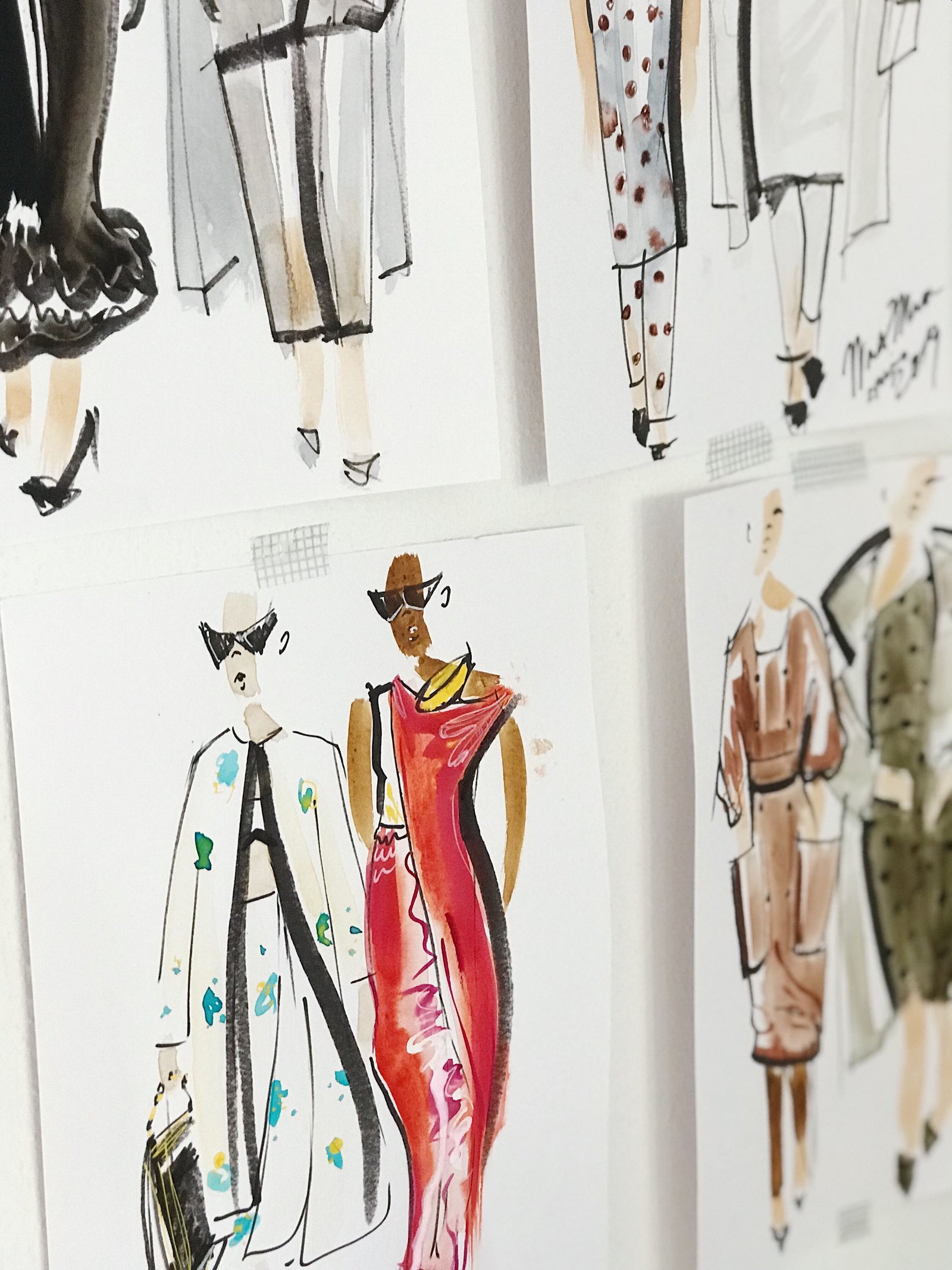 How to Become an Expert in Clothes Design